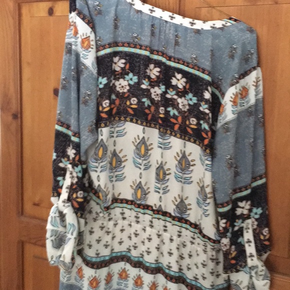 Multi colored spring or summer dressAmazing prints - Picture 7 of 8